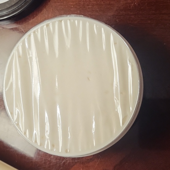 Perlier Meile de la Ligurla Bath and body butter bundle (lavender honey) - Picture 5 of 8